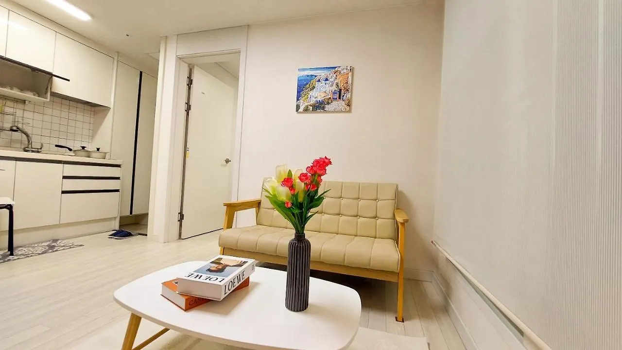 Apartment Adi Stay - 3Rooms 4Beds Seoul